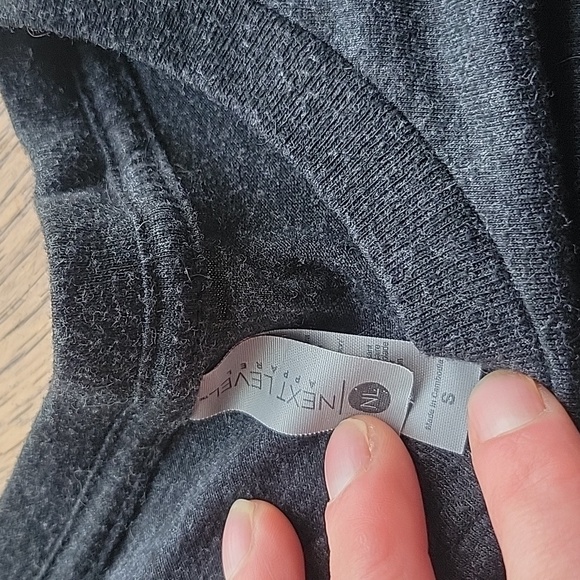 🍀Grow West Cannabis Company t shirt ... official!! NWOT - Picture 4 of 5